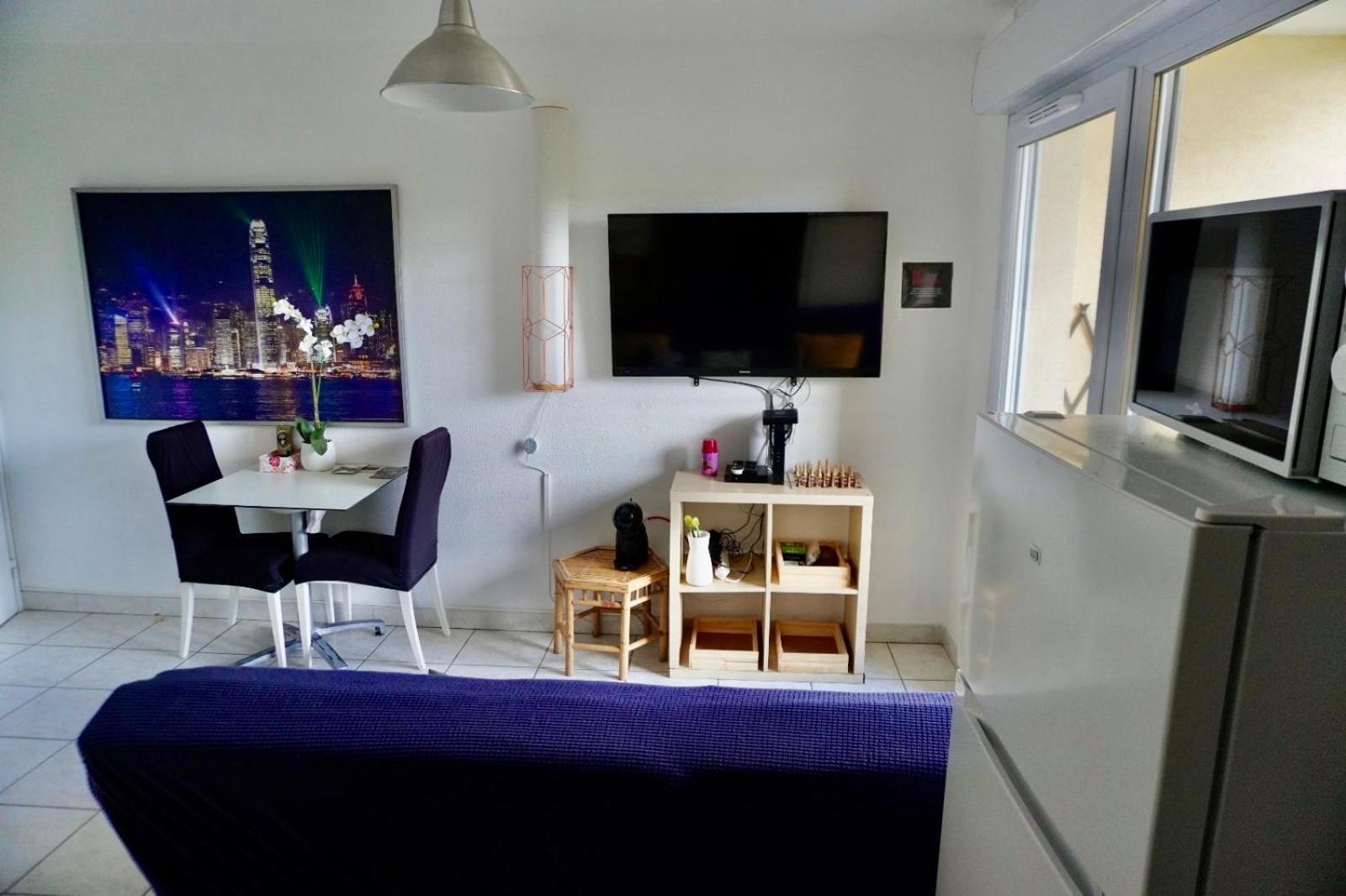 Appartement T2 Lumineux Et Piscine à Montpellier Extérieur photo
